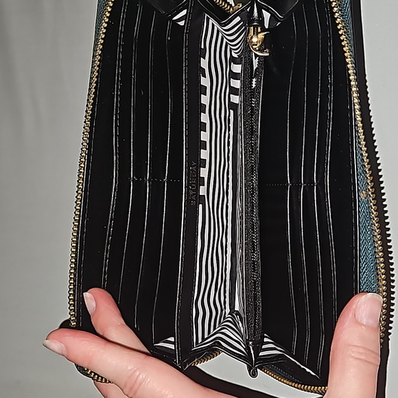 Kate Spade Saturday Polkadot green and gold Wallet - Picture 2 of 3